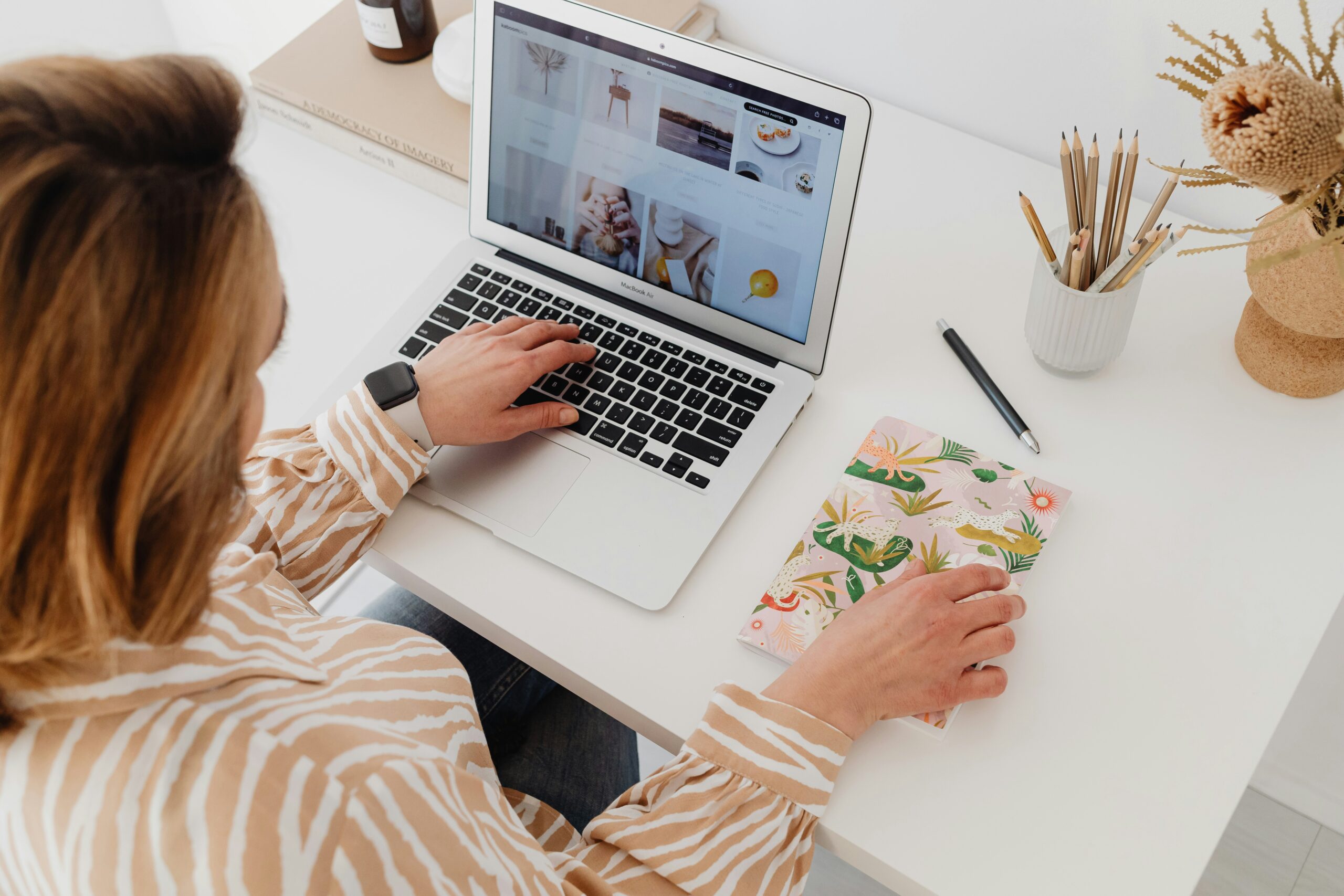 15 Legit Work-From-Home Jobs for Moms (No Experience Needed)